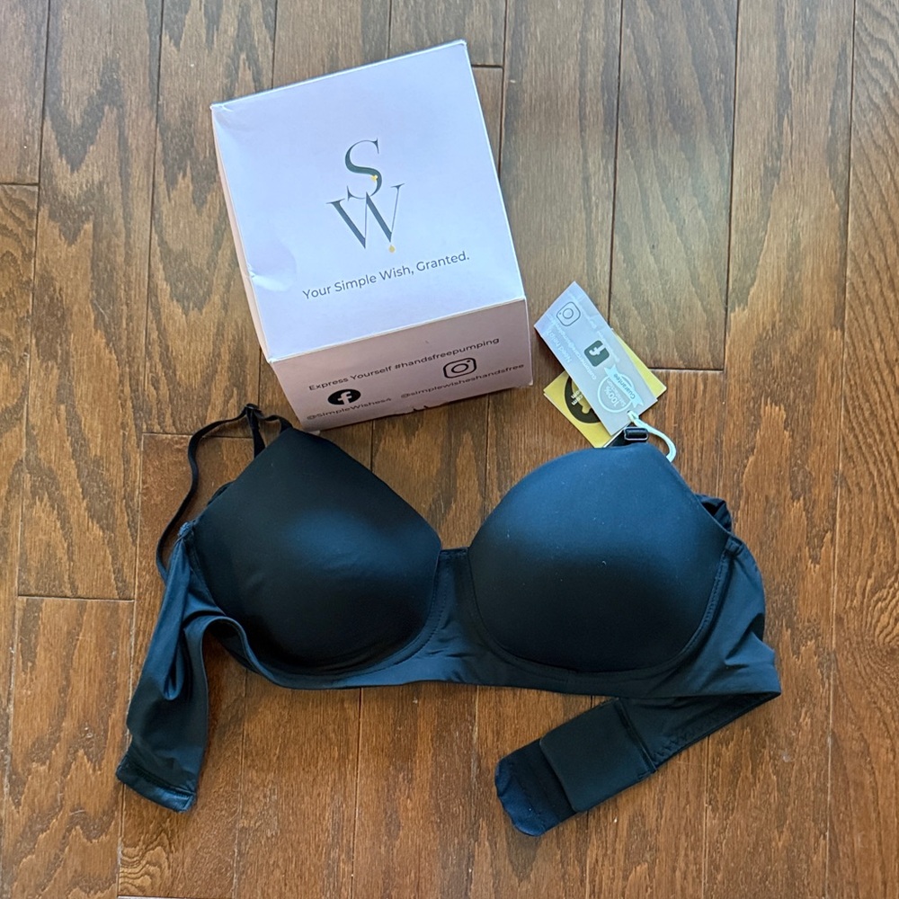 Simple Wishes supermom T-shirt nursing and hands-free pumping bra black 34C